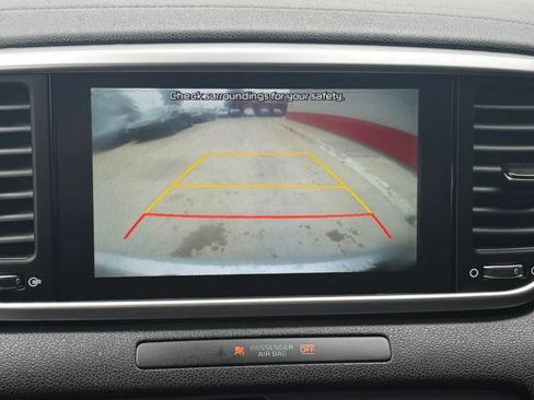 Used 2020 Kia Sportage LX AWD/4WD image 19