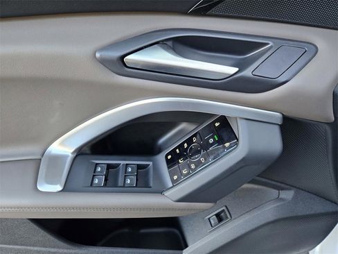 New 2025 Audi Q5 Premium image 18