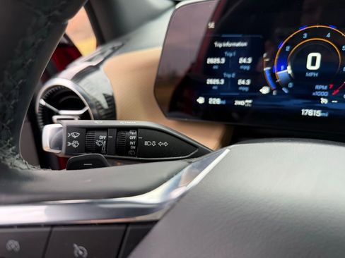 Used 2025 Chevrolet Equinox ACTIV image 34