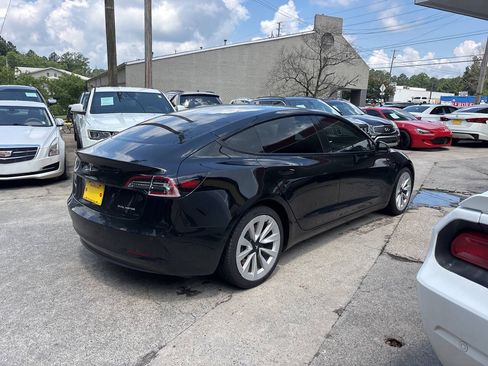 Used 2022 Tesla Model 3 Long Range AWD/4WD image 4