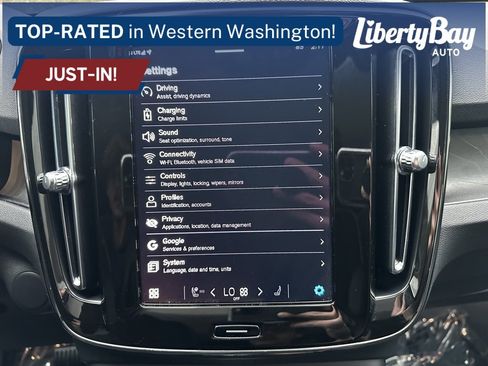 Used 2023 Volvo C40 P8 Recharge Ultimate w/ Protection Package Premier image 21