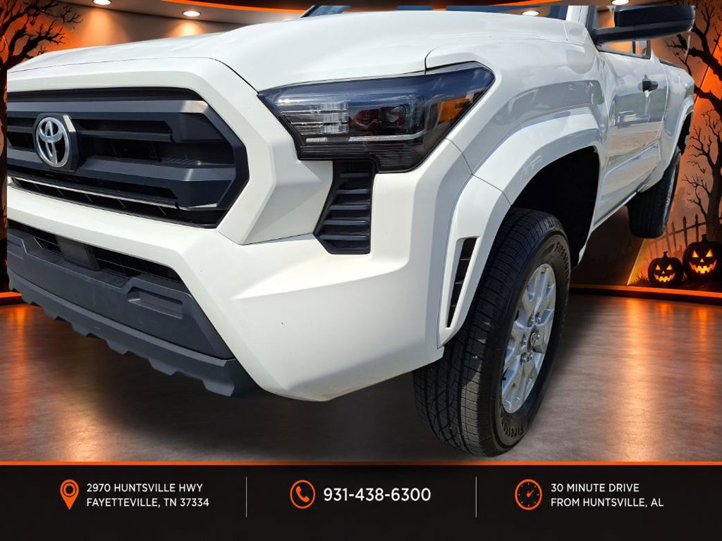 Used 2024 Toyota Tacoma SR RWD image 9
