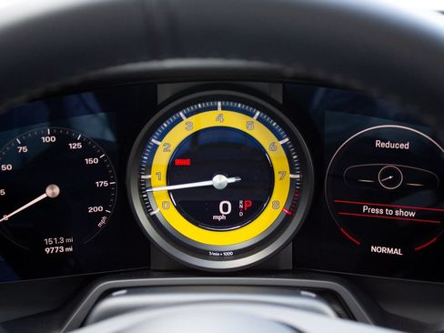 Used 2024 Porsche 911 Carrera T w/ Sportdesign Package RWD image 14