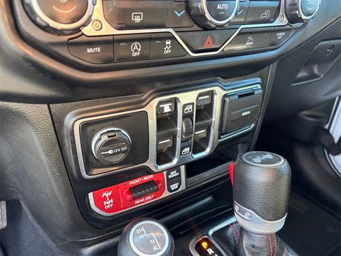 Used 2021 Jeep Wrangler Unlimited Rubicon image 20