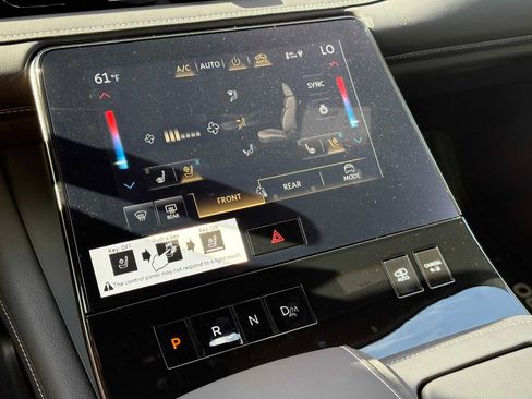 New 2025 INFINITI QX80 Autograph image 16