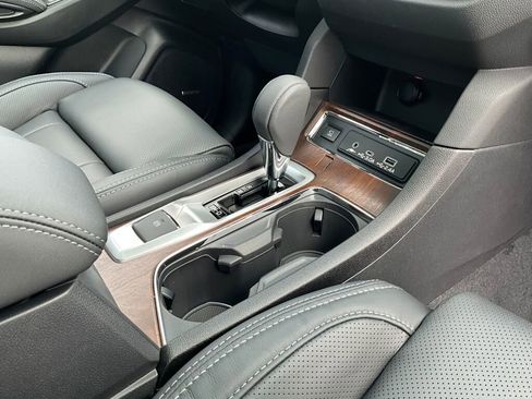 New 2025 Subaru Ascent Touring image 23