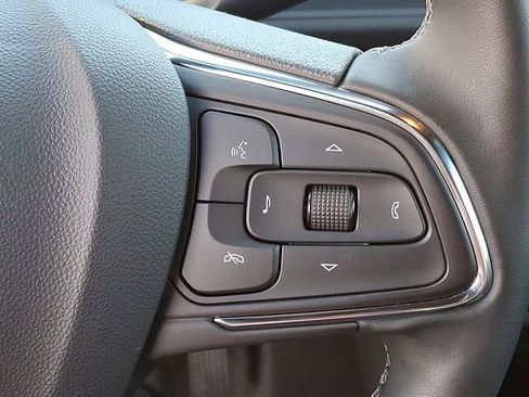 Used 2025 Buick Envista Preferred w/ Convenience I Package image 32