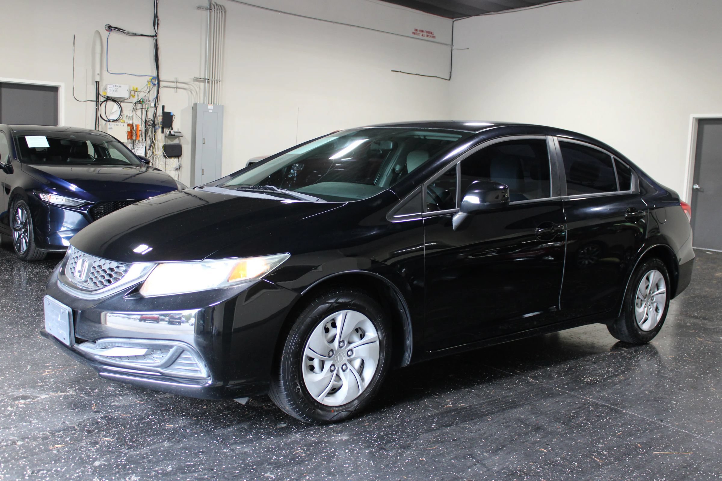 Used 2013 Honda Civic LX image 7