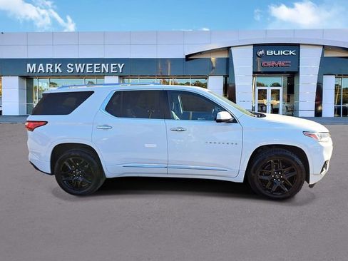 Used 2020 Chevrolet Traverse Premier w/ LPO, Midnight Edition image 29