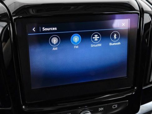 Used 2021 Chevrolet Traverse LT AWD/4WD image 29