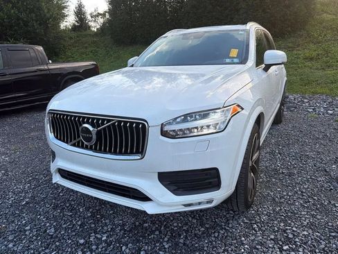 Used 2021 Volvo XC90 T6 Momentum w/ Climate Package AWD/4WD image 1