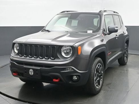 Used 2016 Jeep Renegade Trailhawk image 1