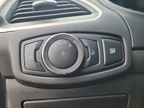 Used 2024 Ford Edge SEL image 20