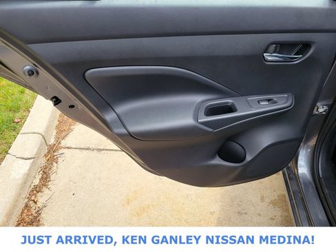 Used 2025 Nissan Versa SV FWD image 16