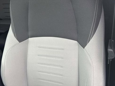 Certified 2025 Toyota Tacoma TRD Sport image 27