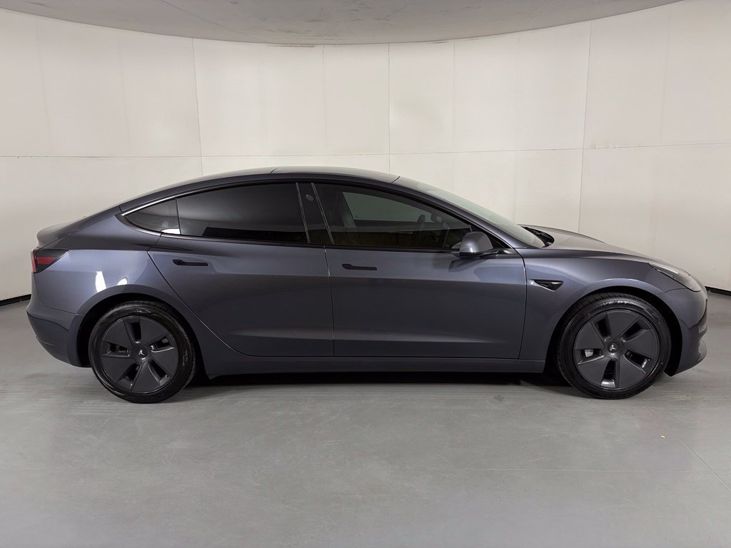 Used 2023 Tesla Model 3 Standard Range RWD image 9