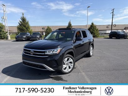 Used 2023 Volkswagen Atlas SE w/ Panoramic Sunroof Package