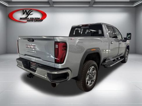 New 2026 GMC Sierra 2500 SLT w/ SLT Premium Package image 6