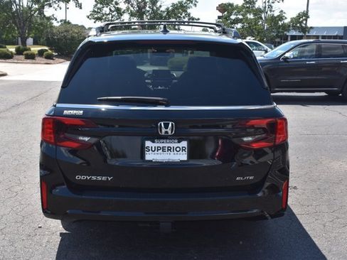 Used 2025 Honda Odyssey Elite image 6