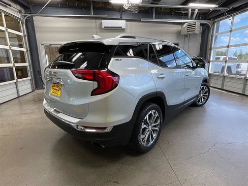 Used 2019 GMC Terrain SLT FWD image 5