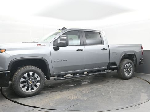 New 2026 Chevrolet Silverado 2500 Custom w/ Custom Value Package AWD/4WD image 5
