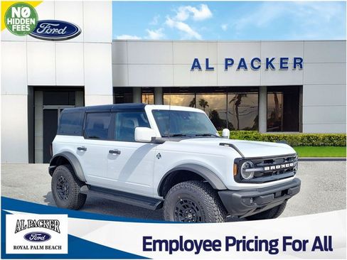 New 2026 Ford Bronco Outer Banks w/ Sasquatch Package AWD/4WD image 1