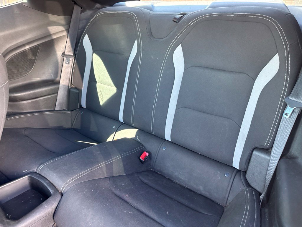 Used 2019 Chevrolet Camaro LT RWD image 10