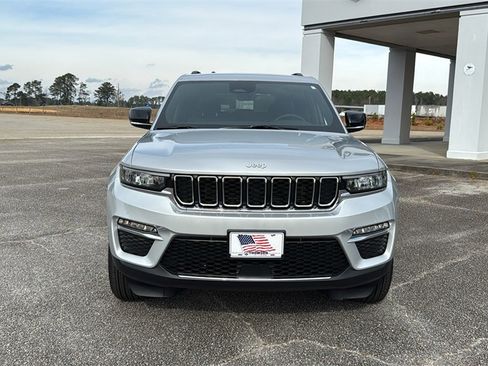 New 2025 Jeep Grand Cherokee Limited image 3