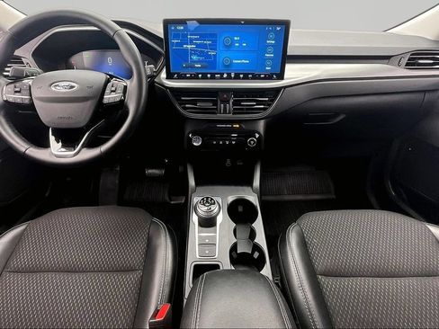 Certified 2025 Ford Escape SE FWD image 16