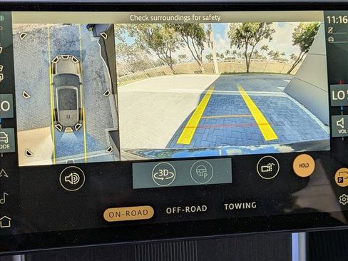 Used 2024 Land Rover Range Rover Long Wheelbase Autobiography image 11