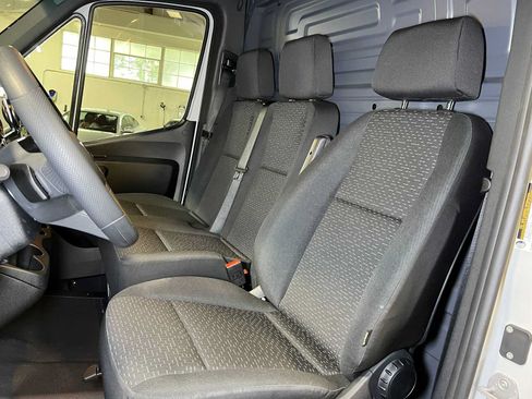 Used 2026 Mercedes-Benz Sprinter 2500 image 23