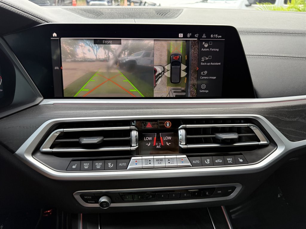 Used 2022 BMW X7 xDrive40i w/ M Sport Package AWD/4WD image 29