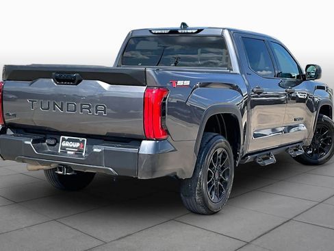 Used 2022 Toyota Tundra SR5 AWD/4WD image 13