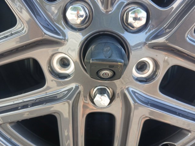 Used 2024 Jeep Wrangler Unlimited Sport AWD/4WD image 5
