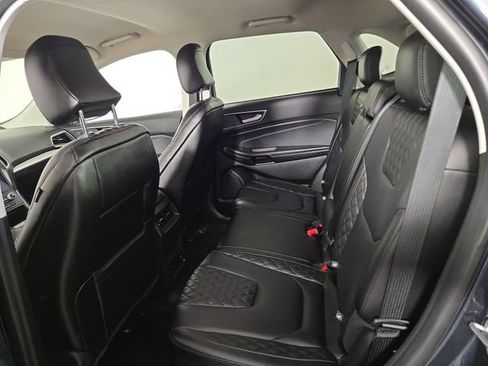 Used 2024 Ford Edge Titanium AWD/4WD image 14