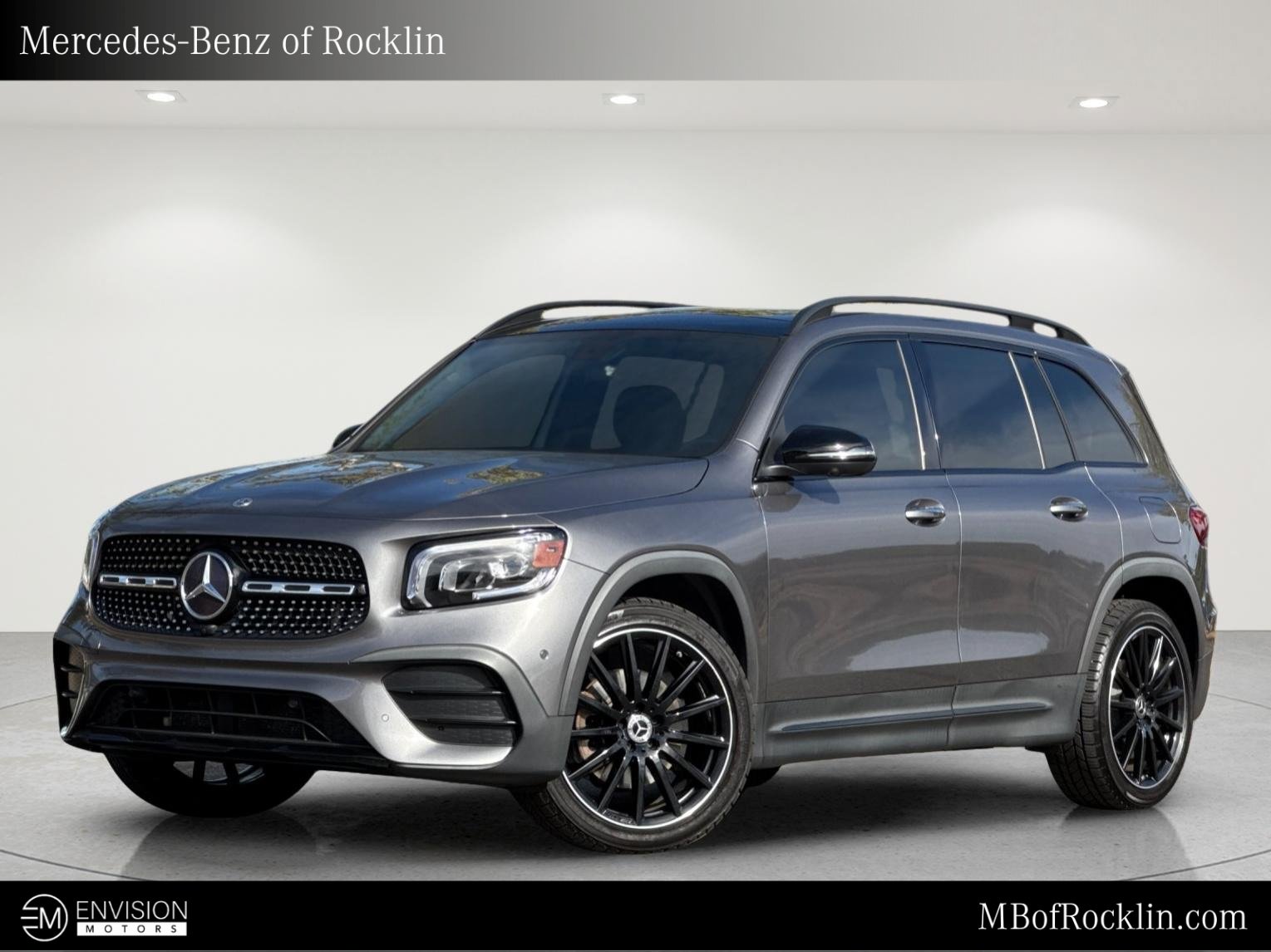 Used 2023 Mercedes-Benz GLB 250 4MATIC image 1