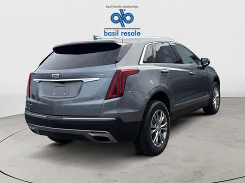 Used 2022 Cadillac XT5 Premium Luxury w/ Technology Package AWD/4WD image 5