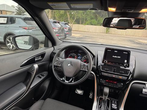 New 2025 Mitsubishi Eclipse Cross Black Edition image 24
