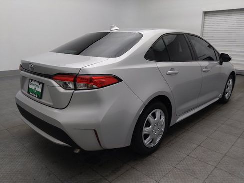 Used 2022 Toyota Corolla LE FWD image 9