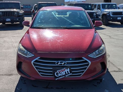 Used 2017 Hyundai Elantra SE FWD image 11