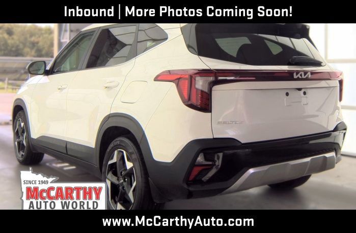 Used 2024 Kia Seltos EX AWD/4WD image 3