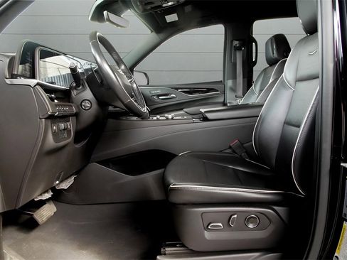 Used 2021 Cadillac Escalade Sport image 14