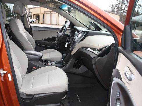 Used 2017 Hyundai Santa Fe Sport image 19