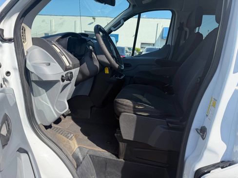 Used 2017 Ford Transit 350 XLT RWD image 9