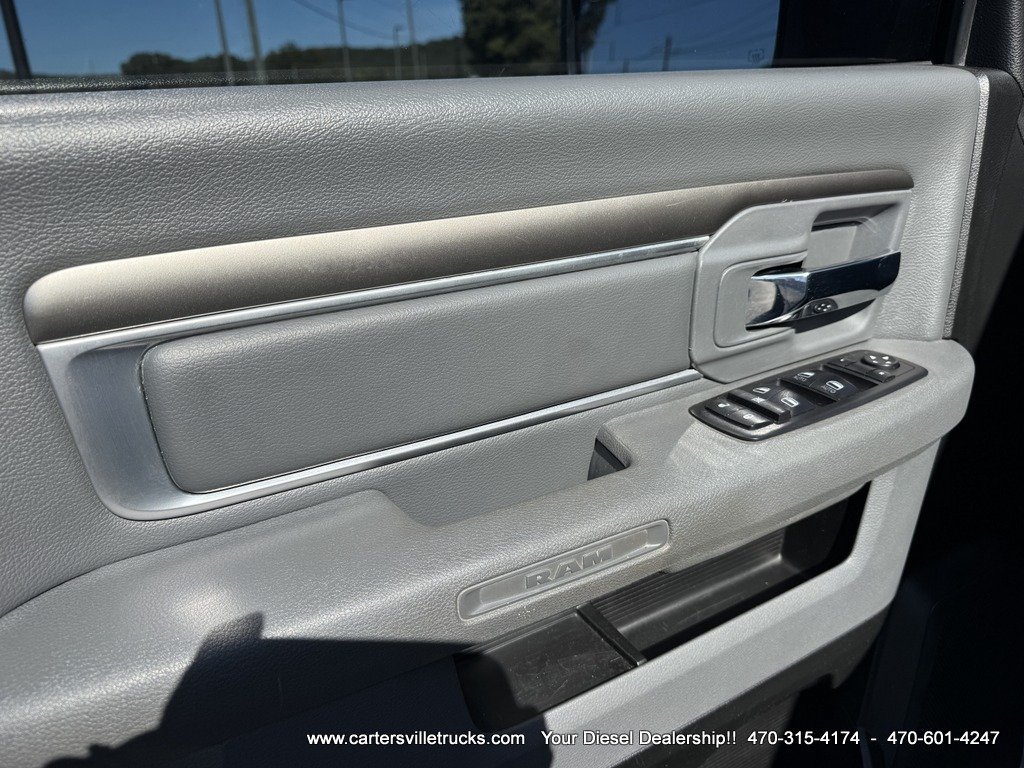 Used 2019 RAM 1500 Classic SLT AWD/4WD image 15