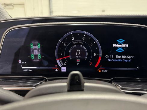 Used 2023 Cadillac Escalade V w/ LPO, ONYX Package AWD/4WD image 20