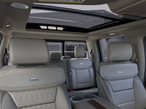 New 2026 Ford F250 Platinum w/ Platinum Plus Package image 42