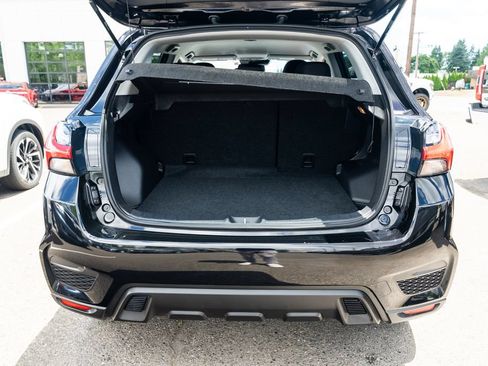 Used 2024 Mitsubishi Outlander Sport LE AWD/4WD image 7