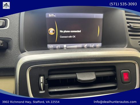 Used 2012 Volvo S60 T5 FWD image 16