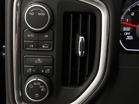 Used 2021 Chevrolet Silverado 1500 LT AWD/4WD image 20